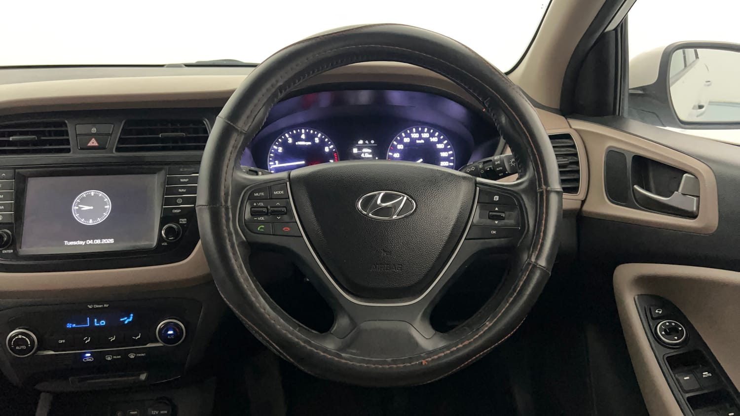 Used 2016 Hyundai Elite i20 Asta 1.2 Petrol Manual interior STEERING VIEW
