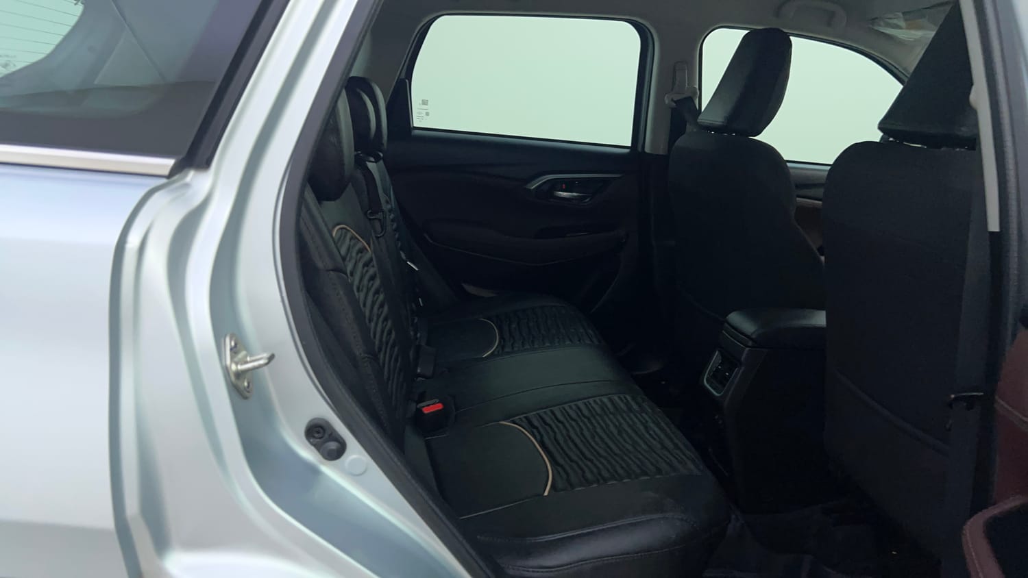 Used 2024 Maruti Suzuki Grand Vitara Zeta Smart Hybrid AT Petrol Automatic interior RIGHT SIDE REAR DOOR CABIN VIEW
