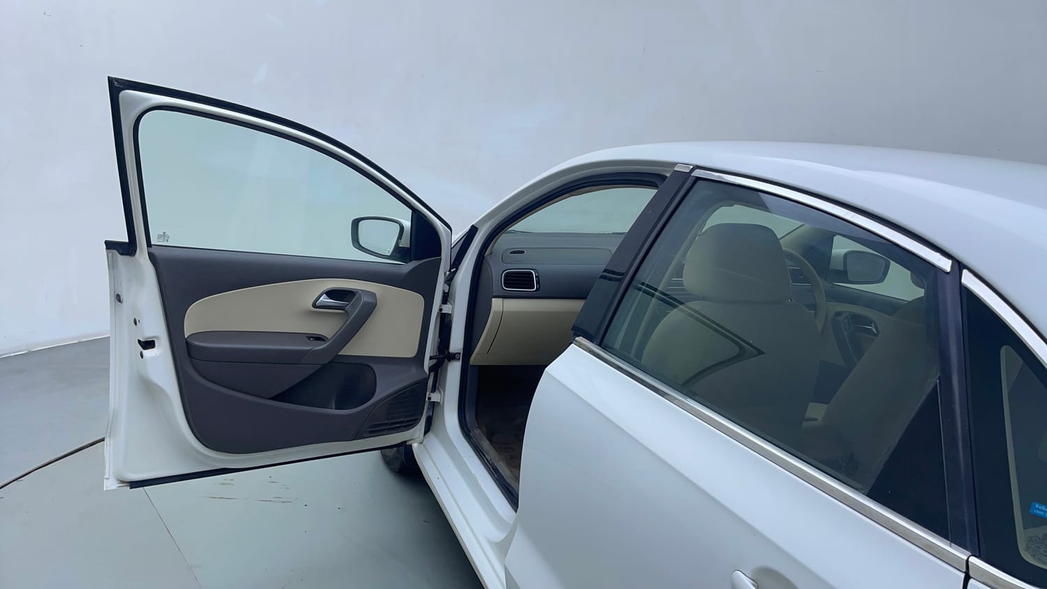Used 2013 Volkswagen Vento Highline Diesel Diesel Manual interior LEFT FRONT DOOR OPEN VIEW
