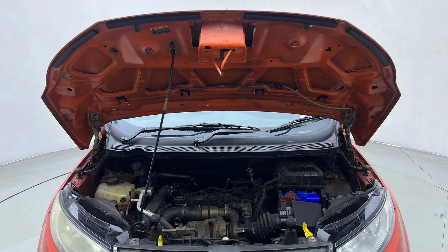 Used 2015 Ford EcoSport Ambiente 1.5 TDCi Diesel Manual engine ENGINE & BONNET OPEN FRONT VIEW