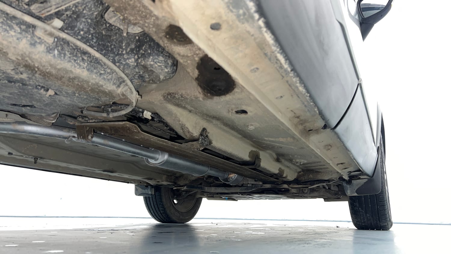 Used 2021 Nissan Kicks XV 1.5 Petrol Manual extra REAR RIGHT UNDERBODY VIEW
