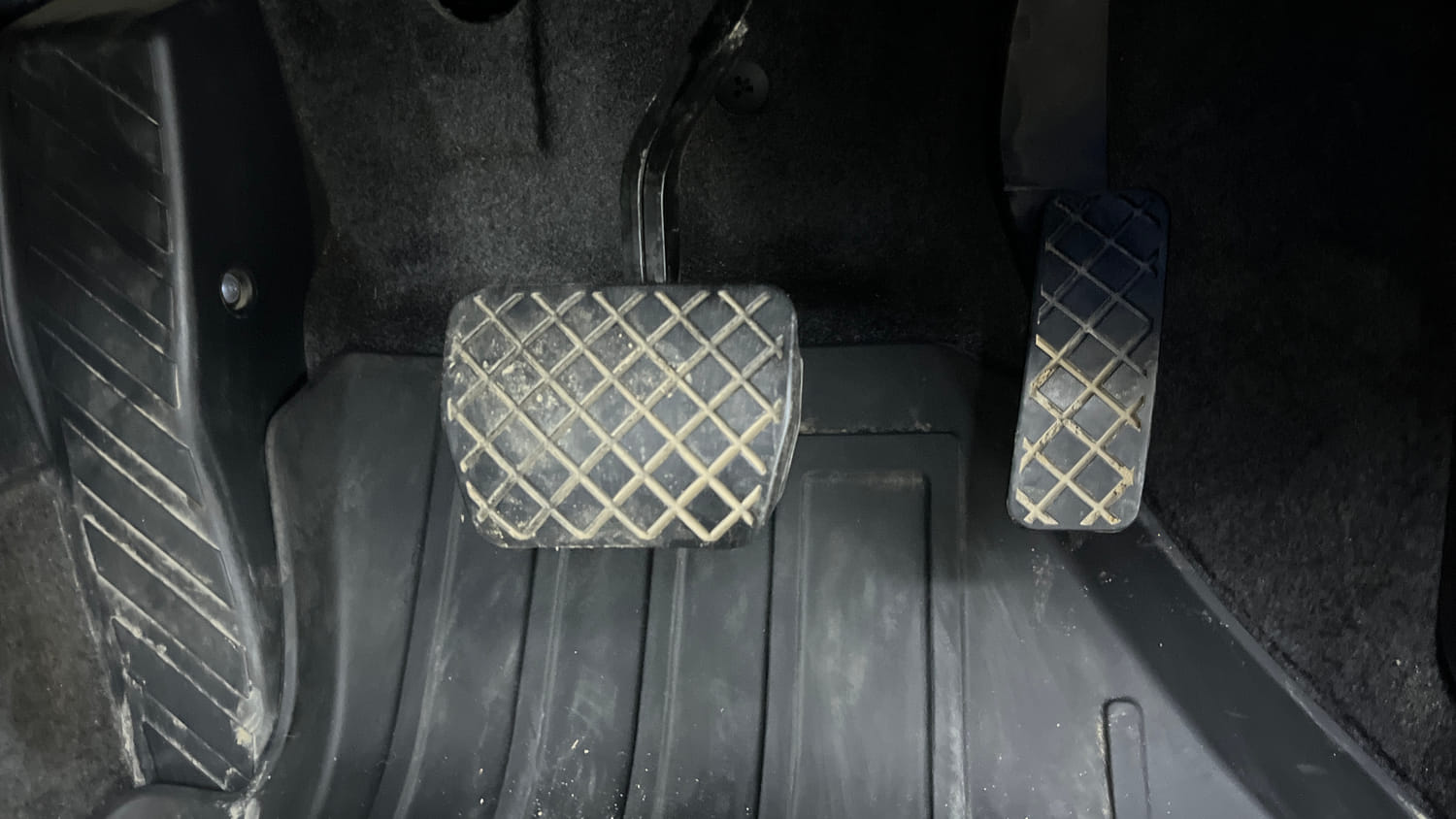 Used 2025 Skoda Kylaq Prestige AT Petrol Automatic interior PEDALS VIEW