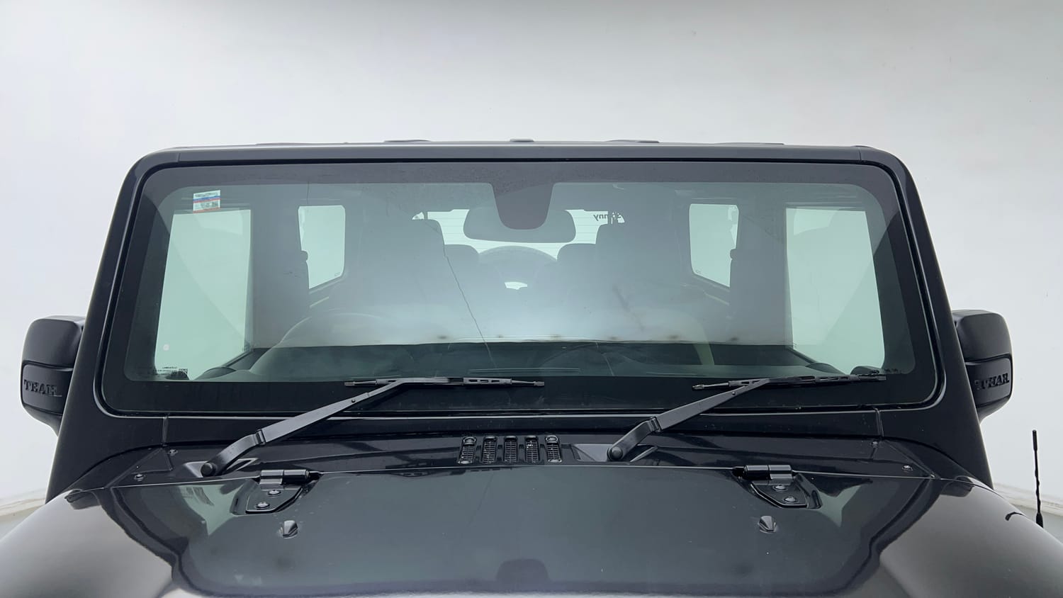Used 2023 mahindra Thar LX Hard Top Diesel AT 4WD Diesel Automatic exterior FRONT WINDSHIELD VIEW