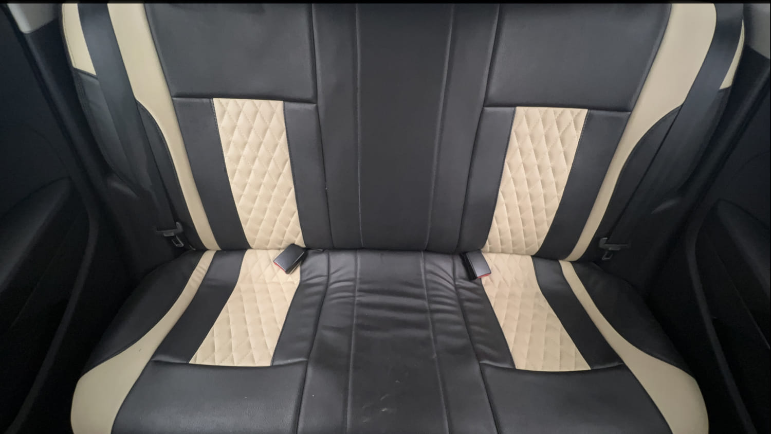 Used 2016 Volkswagen Polo Comfortline 1.2L (P) Petrol Manual interior REAR SEAT CONDITION VIEW
