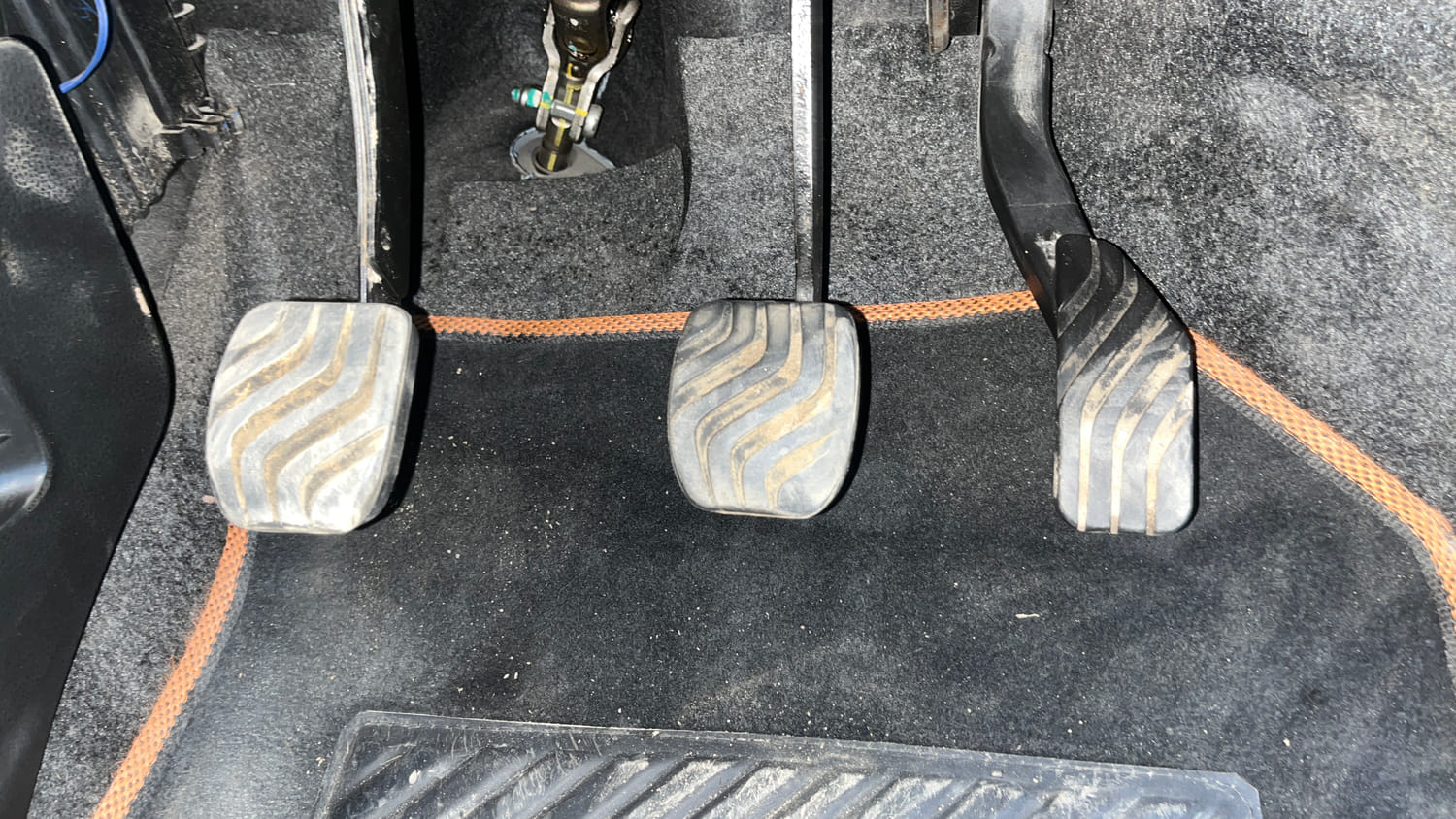 Used 2018 Renault Kwid CLIMBER 1.0 Petrol Manual interior PEDALS VIEW