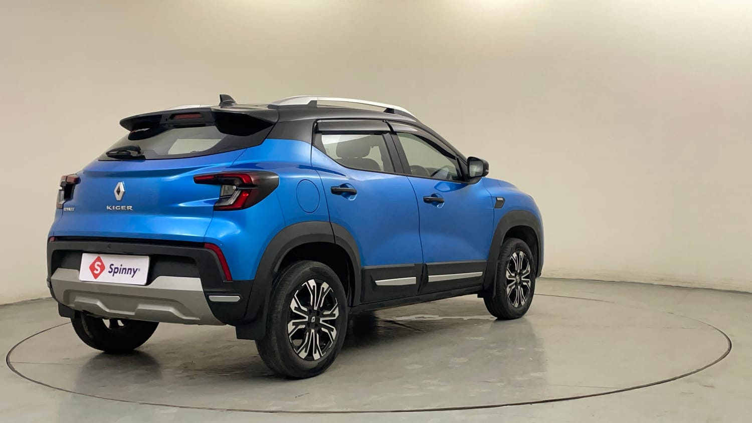 Used 2022 Renault Kiger RXZ AMT Dual Tone Petrol Automatic exterior RIGHT REAR CORNER VIEW