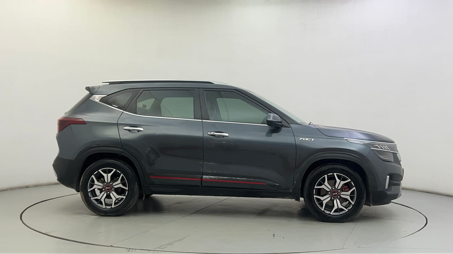 Used 2019 kia Seltos GTX Plus DCT 1.4 Petrol Automatic exterior RIGHT SIDE VIEW