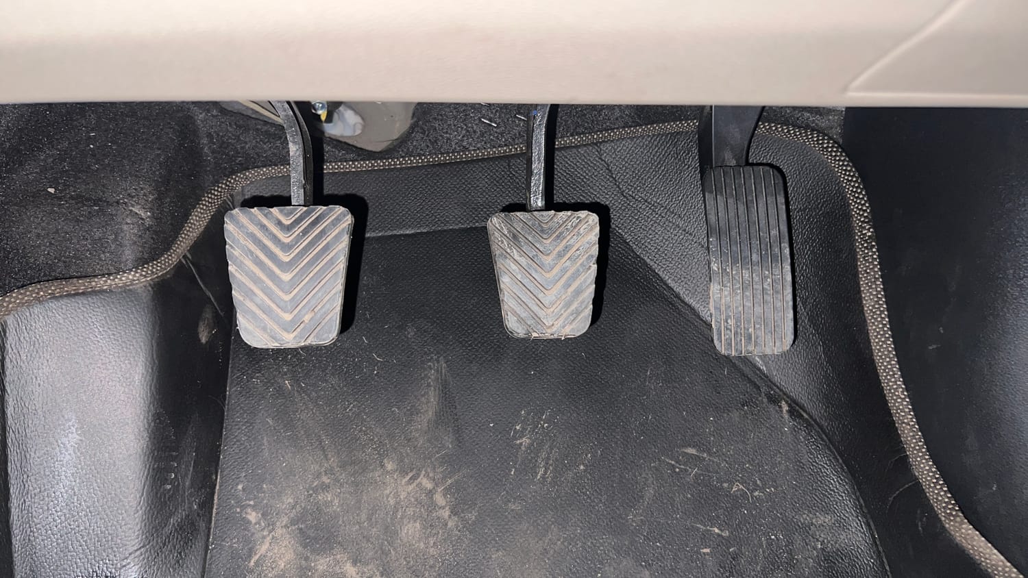 Used 2022 Hyundai Verna S Plus 1.5 VTVT Petrol Manual interior PEDALS VIEW