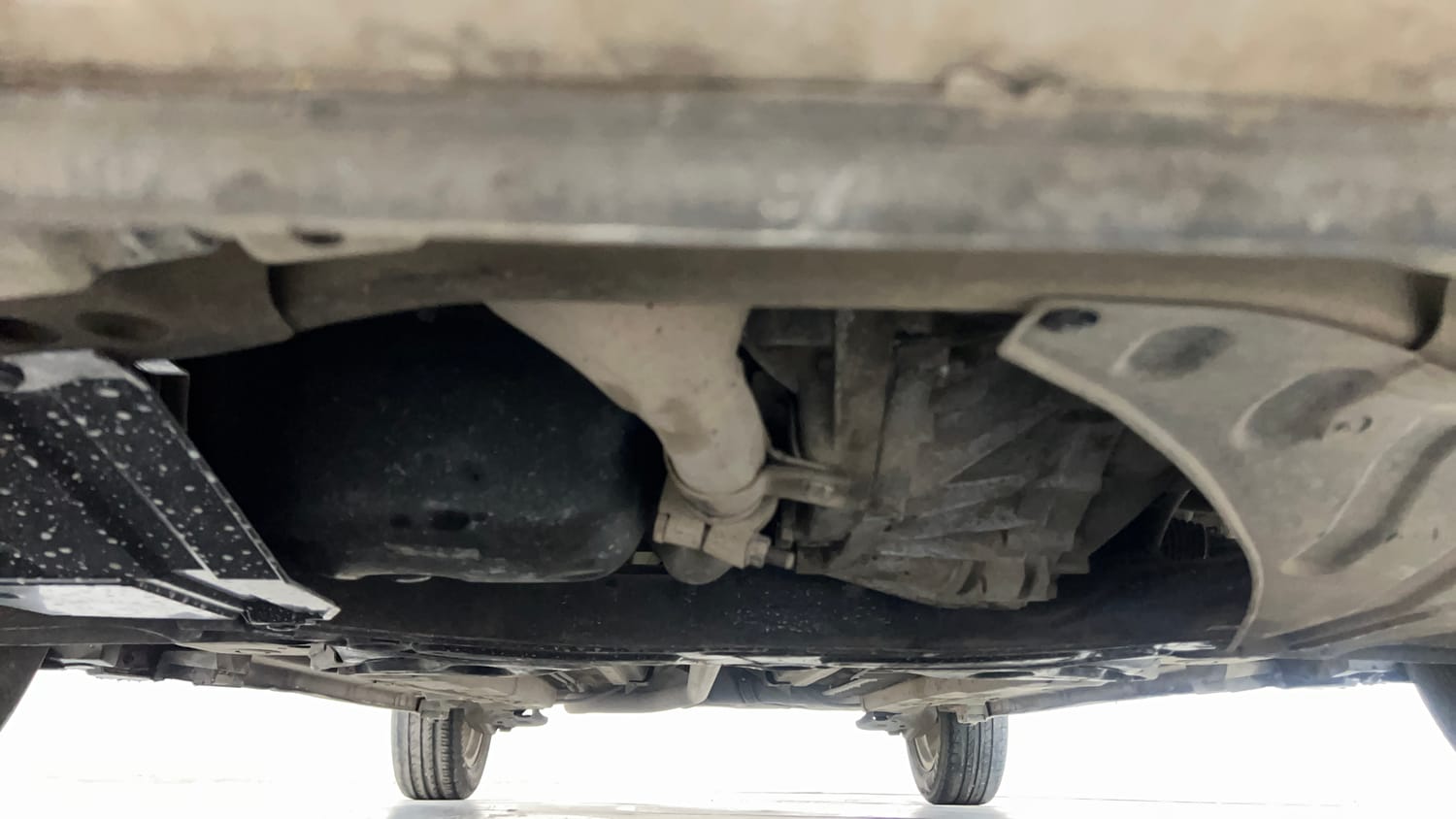 Used 2012 Maruti Suzuki Swift ZDi Diesel Manual extra FRONT LEFT UNDERBODY VIEW