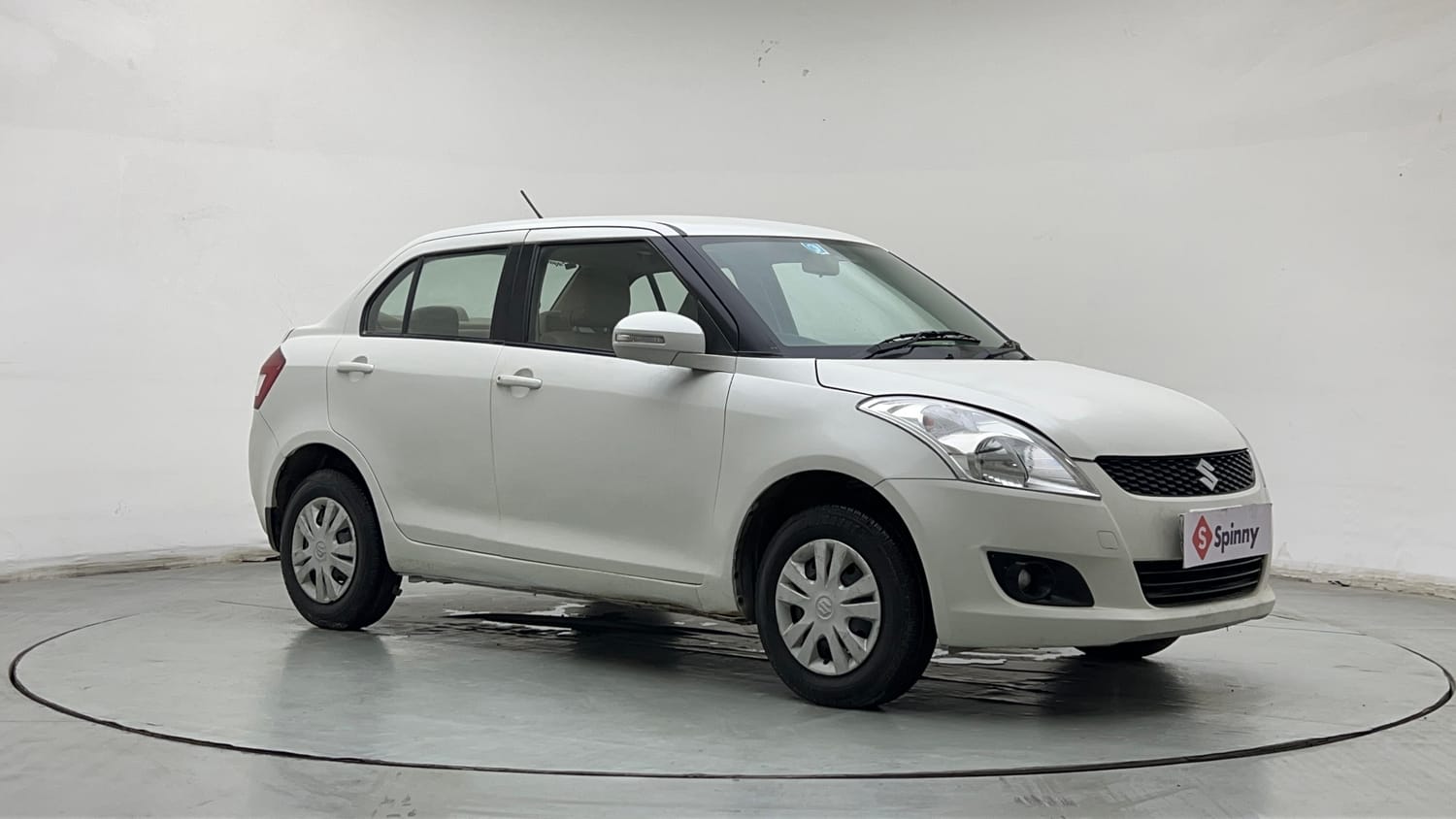 Used 2014 Maruti Suzuki Swift Dzire VXI Petrol Manual exterior RIGHT FRONT CORNER VIEW