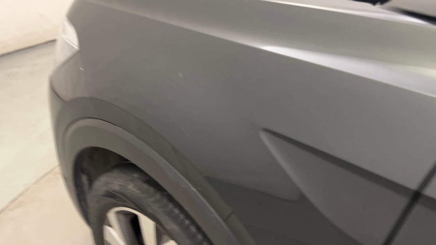 Used 2023 Volkswagen Taigun Topline 1.0 TSI MT Petrol Manual dents MINOR SCRATCH