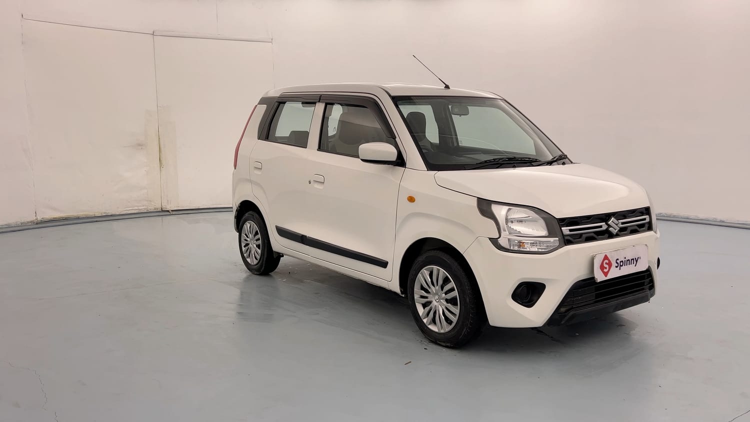 Used 2020 Maruti Suzuki Wagon R 1.0 VXi 1.0 Petrol Manual exterior RIGHT FRONT CORNER VIEW