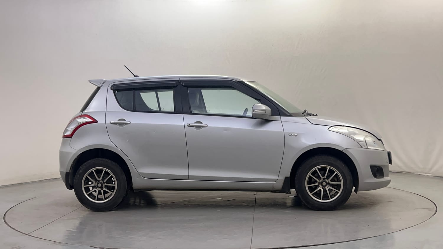 Used 2012 Maruti Suzuki Swift VXi Petrol Manual exterior RIGHT SIDE VIEW