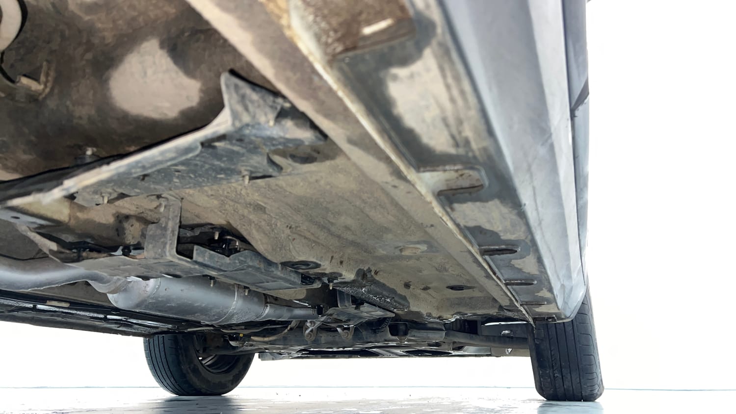 Used 2024 Kia Seltos HTE 1.5 Diesel MT Diesel Manual extra REAR RIGHT UNDERBODY VIEW
