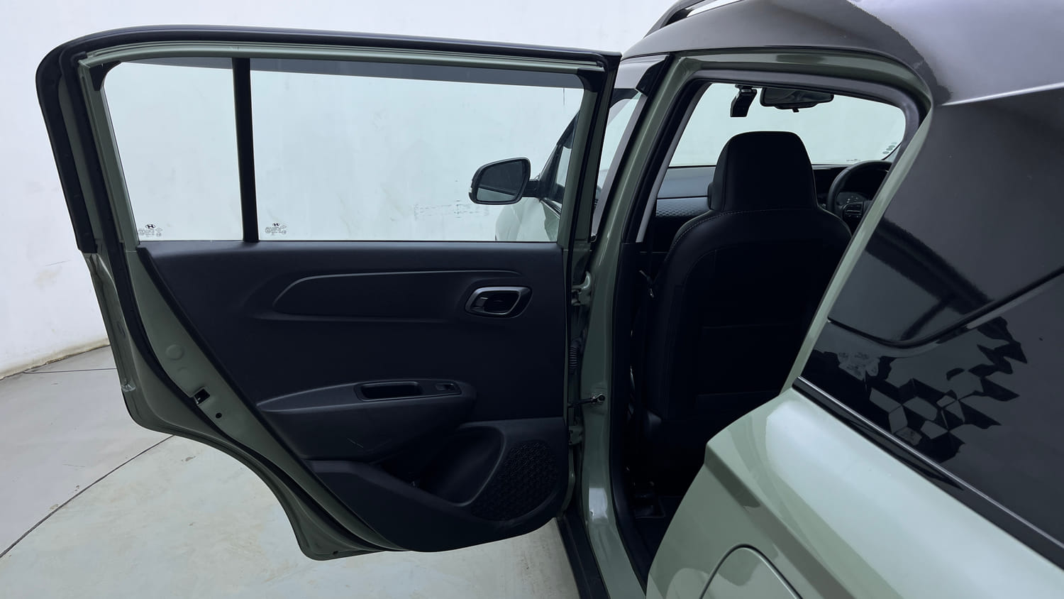 Used 2025 Hyundai Exter SX (O) Connect 1.2 AMT Dual Tone Petrol Automatic interior LEFT REAR DOOR OPEN VIEW