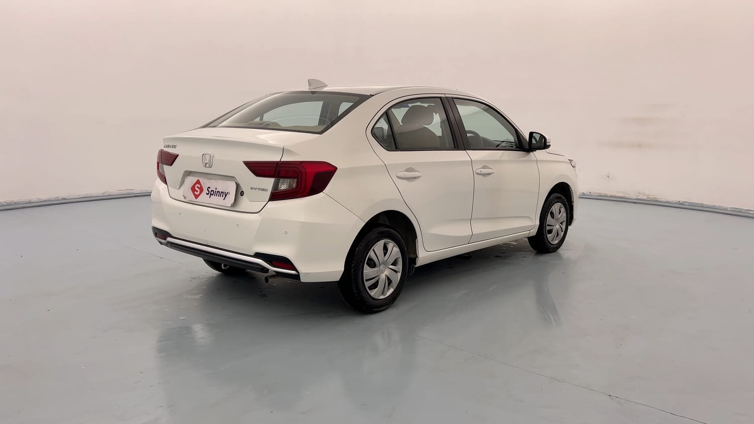Used 2022 Honda Amaze S MT 1.2 Petrol Petrol Manual exterior RIGHT REAR CORNER VIEW