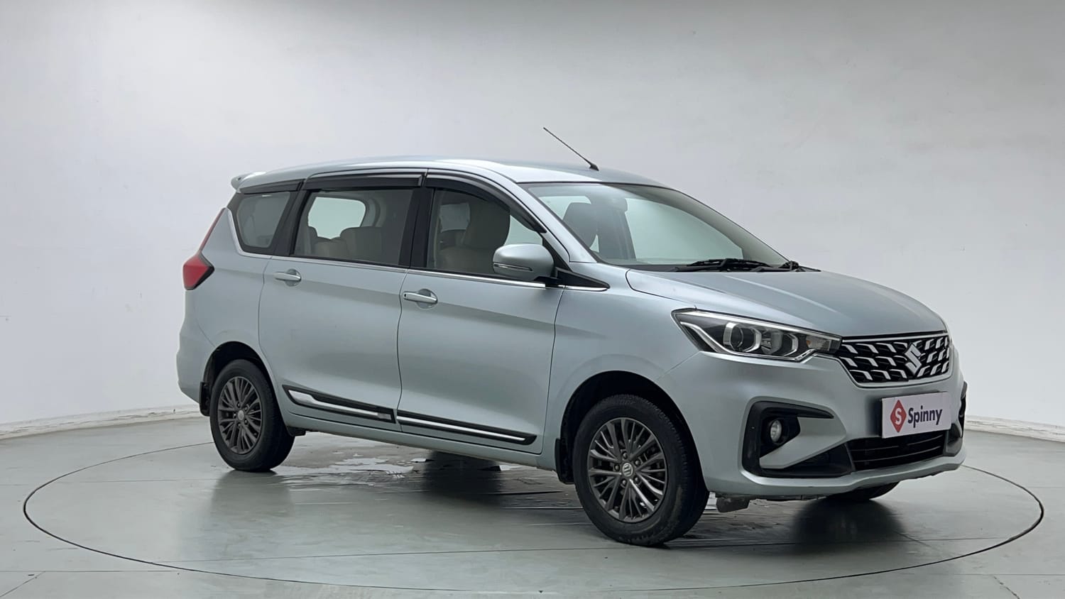 Used 2022 Maruti Suzuki New Ertiga VXi Petrol Manual exterior RIGHT FRONT CORNER VIEW
