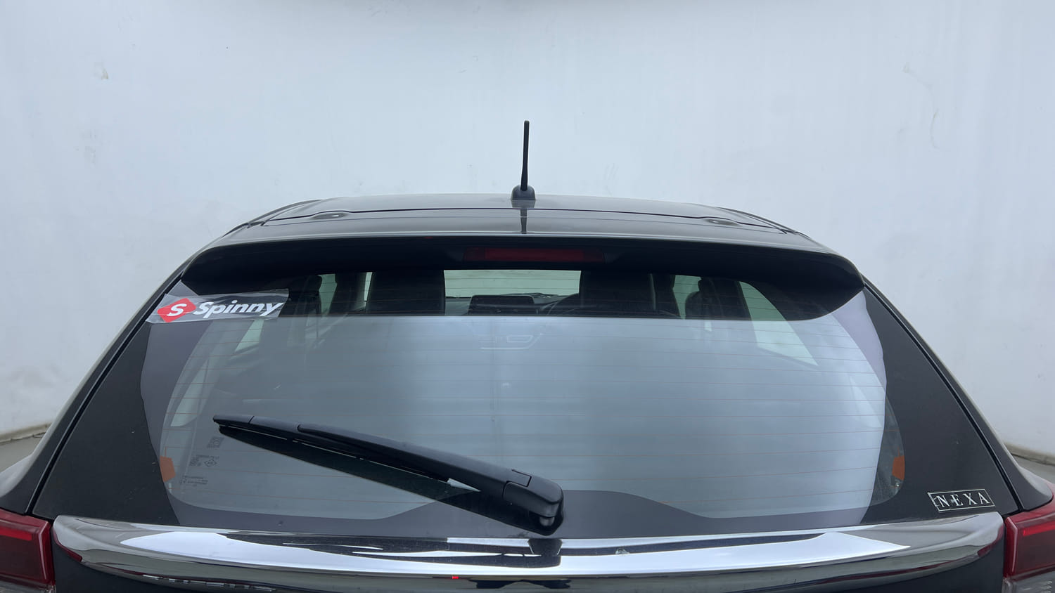 Used 2023 Maruti Suzuki Baleno Alpha MT Petrol Manual exterior BACK WINDSHIELD VIEW