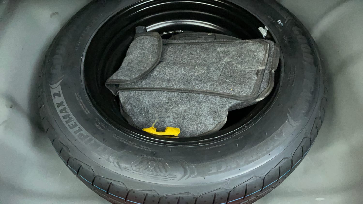 Used 2023 Hyundai Verna SX 1.5 MPi Petrol Manual tyres SPARE TYRE VIEW
