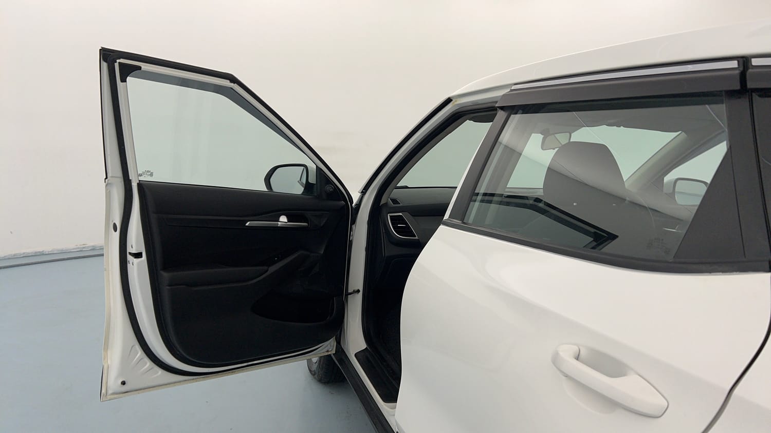 Used 2024 Kia Seltos HTE 1.5 Diesel MT Diesel Manual interior LEFT FRONT DOOR OPEN VIEW