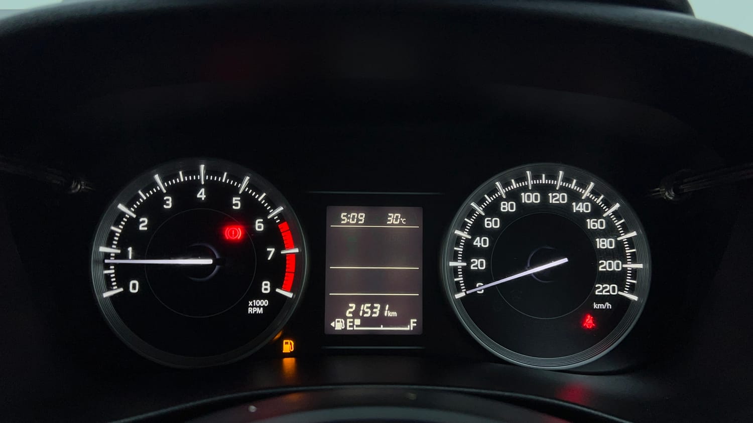 Used 2023 Maruti Suzuki Baleno Delta MT Petrol Manual interior CLUSTERMETER VIEW
