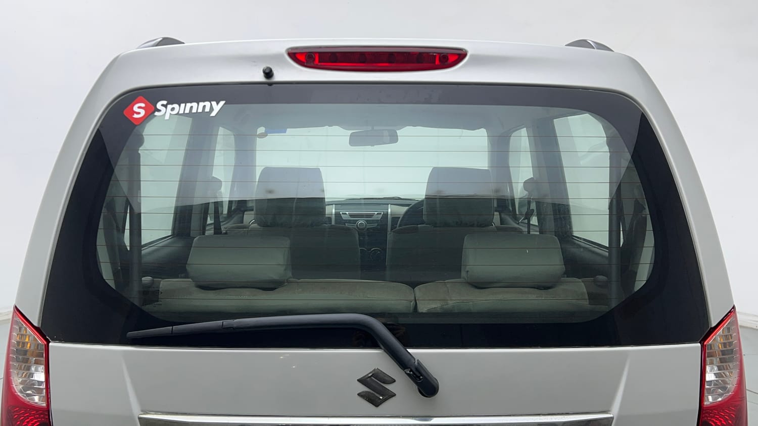 Used 2014 Maruti Suzuki Wagon R VXI Petrol Manual exterior BACK WINDSHIELD VIEW