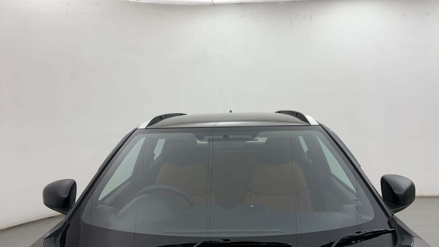 Used 2023 Nissan Magnite XE Petrol Manual exterior FRONT WINDSHIELD VIEW