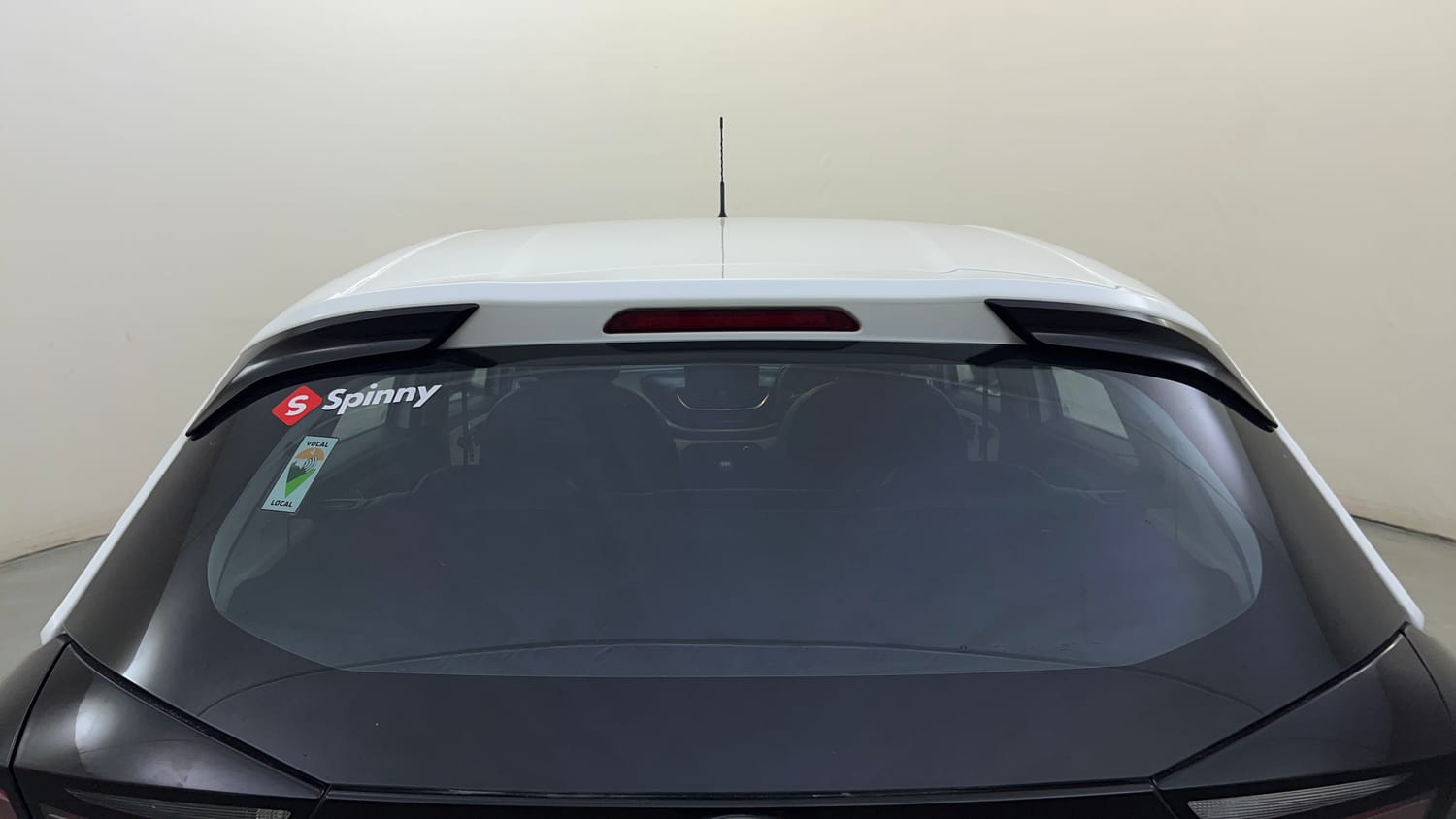 Used 2024 Tata Altroz XM Petrol Petrol Manual exterior BACK WINDSHIELD VIEW