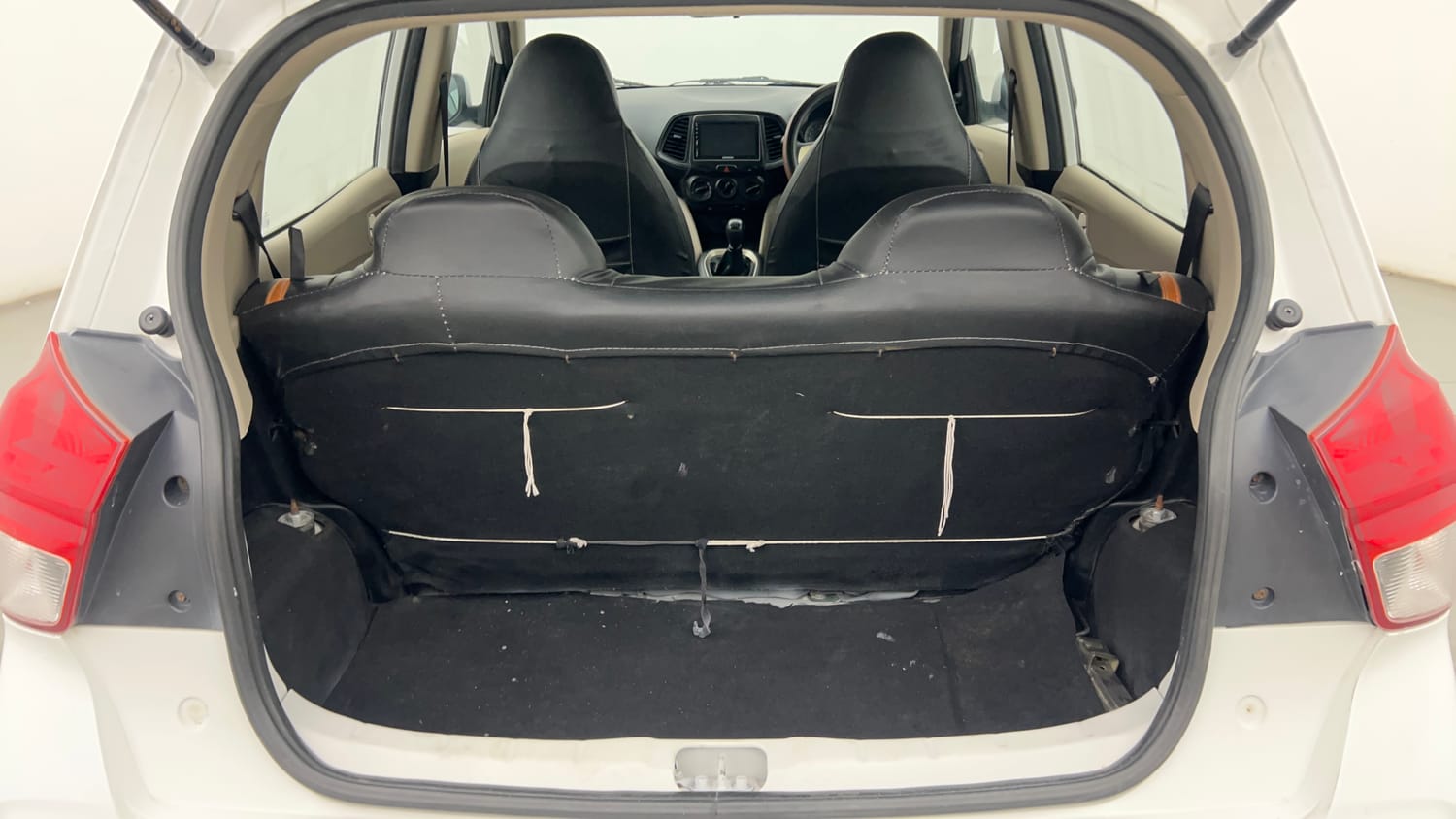 Used 2018 Hyundai Santro Magna Petrol Manual interior DICKY INSIDE VIEW