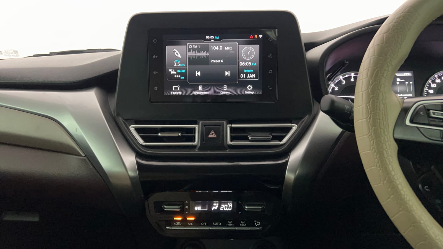Used 2025 Maruti Suzuki Fronx Zeta 1.0L Turbo MT Petrol Manual interior MUSIC SYSTEM & AC CONTROL VIEW