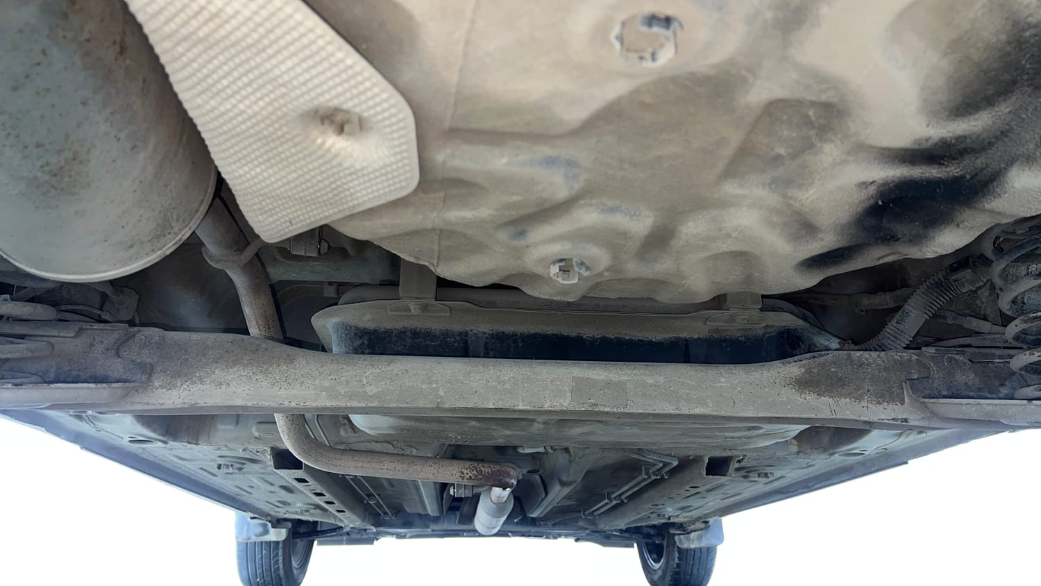 Used 2021 Nissan Magnite XV Premium Turbo Petrol Manual extra REAR UNDERBODY VIEW (TAKEN FROM REAR)