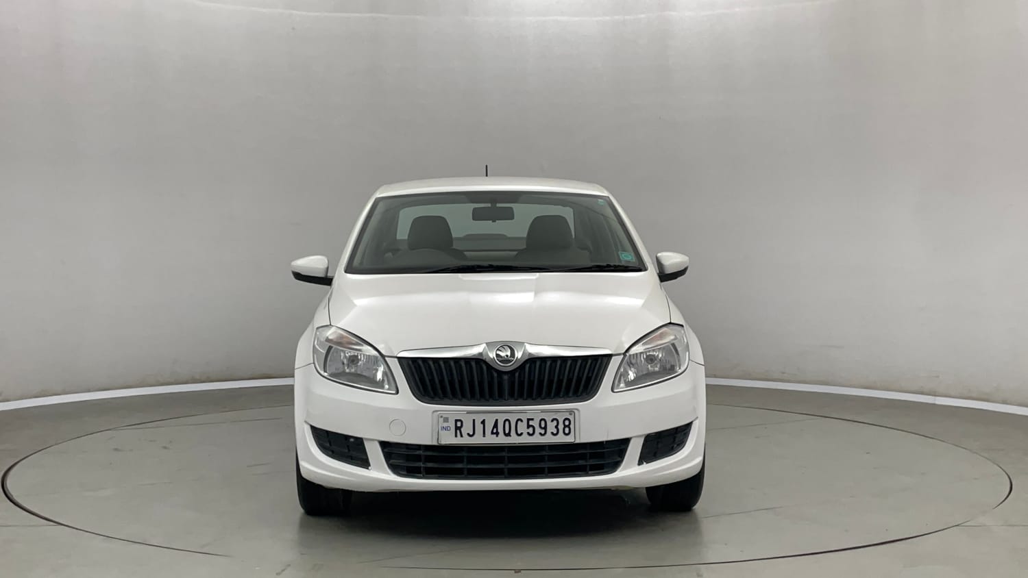 Used 2016 Skoda Rapid 1.6 MPI Active Petrol Manual exterior FRONT VIEW