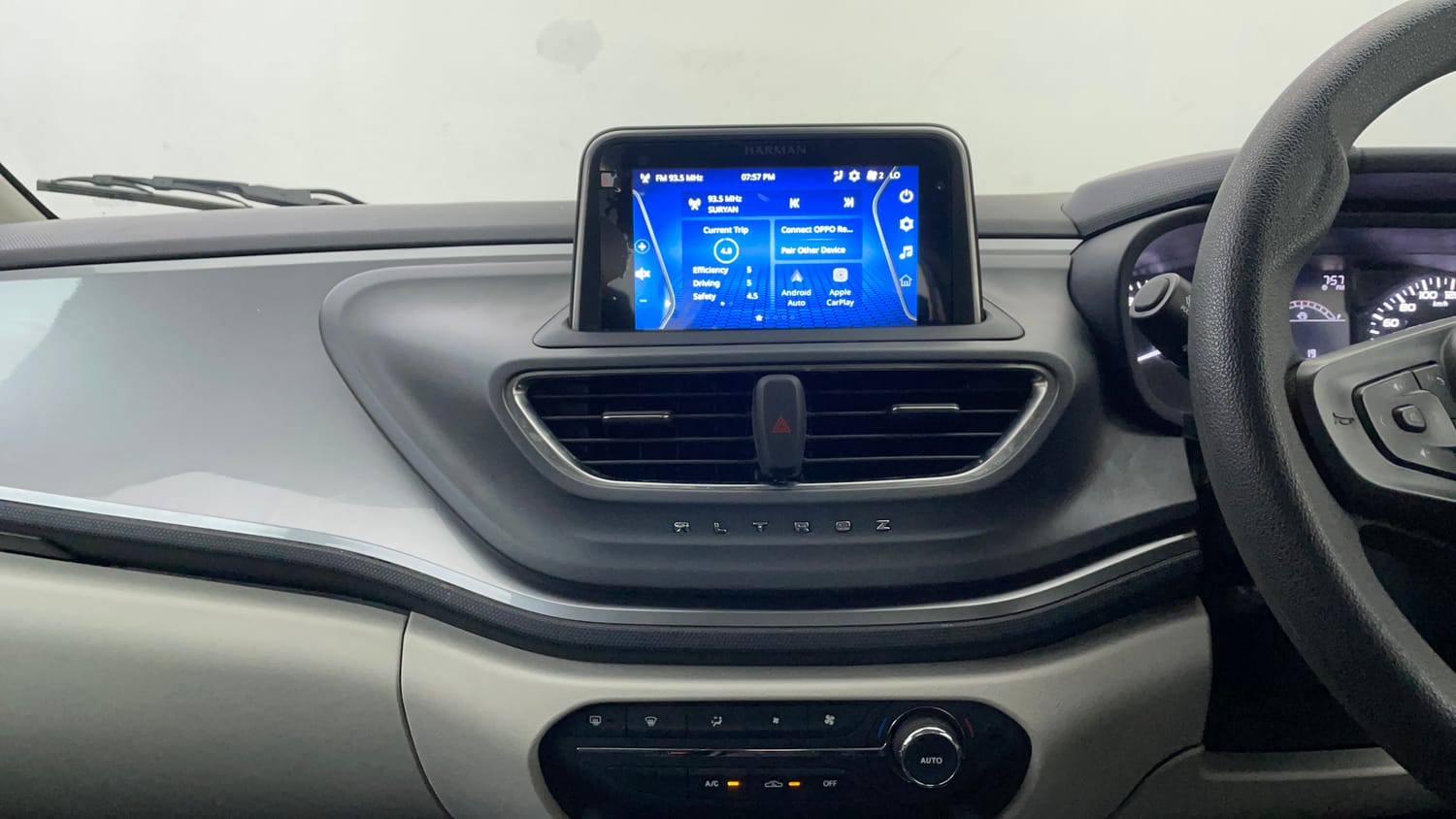 Used 2024 Tata Altroz XZ Petrol Petrol Manual interior MUSIC SYSTEM & AC CONTROL VIEW