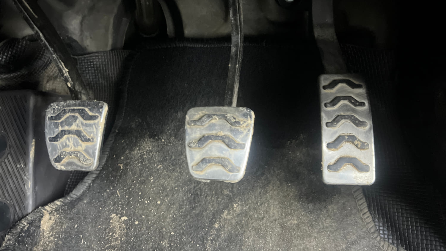 Used 2015 Hyundai i20 Active 1.2 S Petrol Manual interior PEDALS VIEW