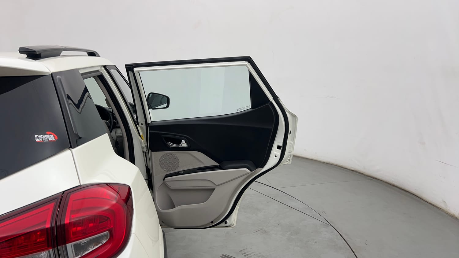 Used 2021 Mahindra XUV 300 W8 (O) 1.2 Petrol Petrol Manual interior RIGHT REAR DOOR OPEN VIEW