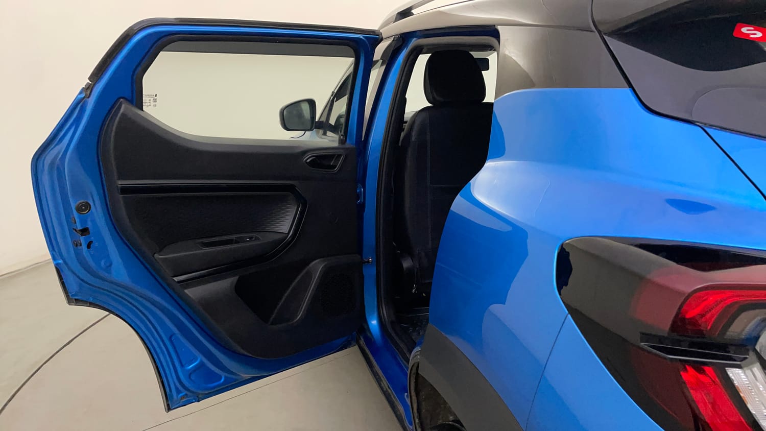 Used 2022 Renault Kiger RXZ AMT Dual Tone Petrol Automatic interior LEFT REAR DOOR OPEN VIEW