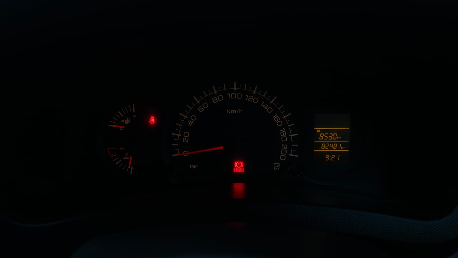 Used 2017 Maruti Suzuki Swift Lxi (O) Petrol Manual interior CLUSTERMETER VIEW