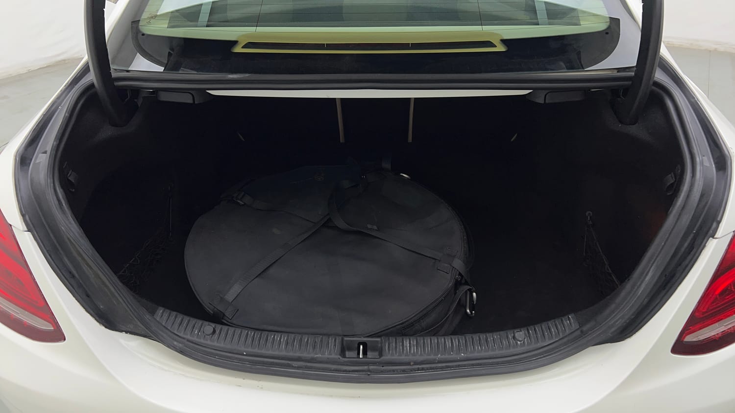 Used 2015 Mercedes-Benz C-Class C 200 Avantgarde Petrol Automatic interior DICKY INSIDE VIEW
