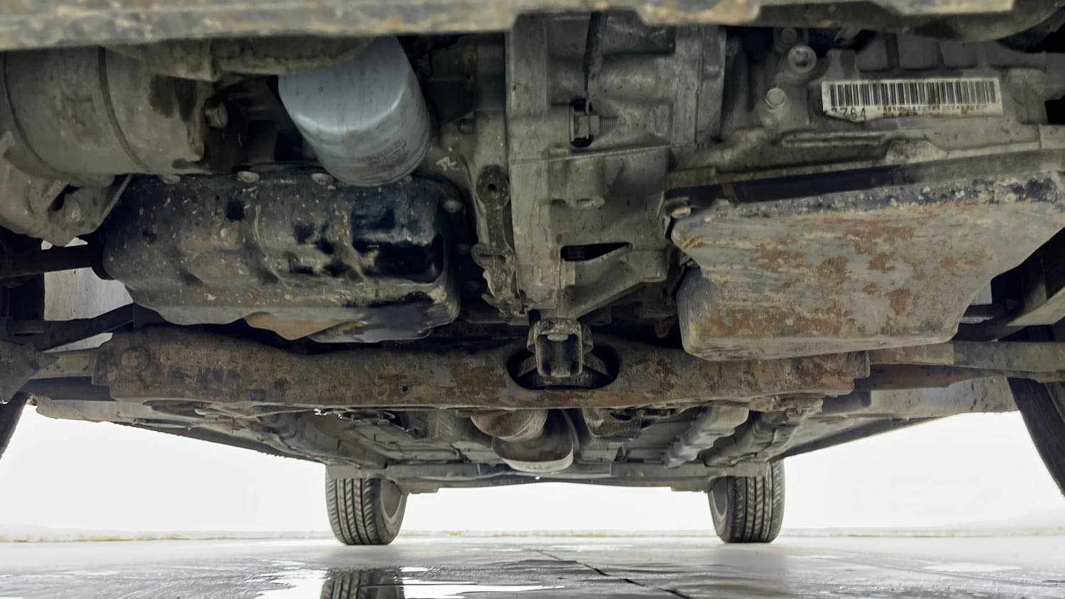 Used 2025 Skoda Kylaq Prestige AT Petrol Automatic extra FRONT LEFT UNDERBODY VIEW