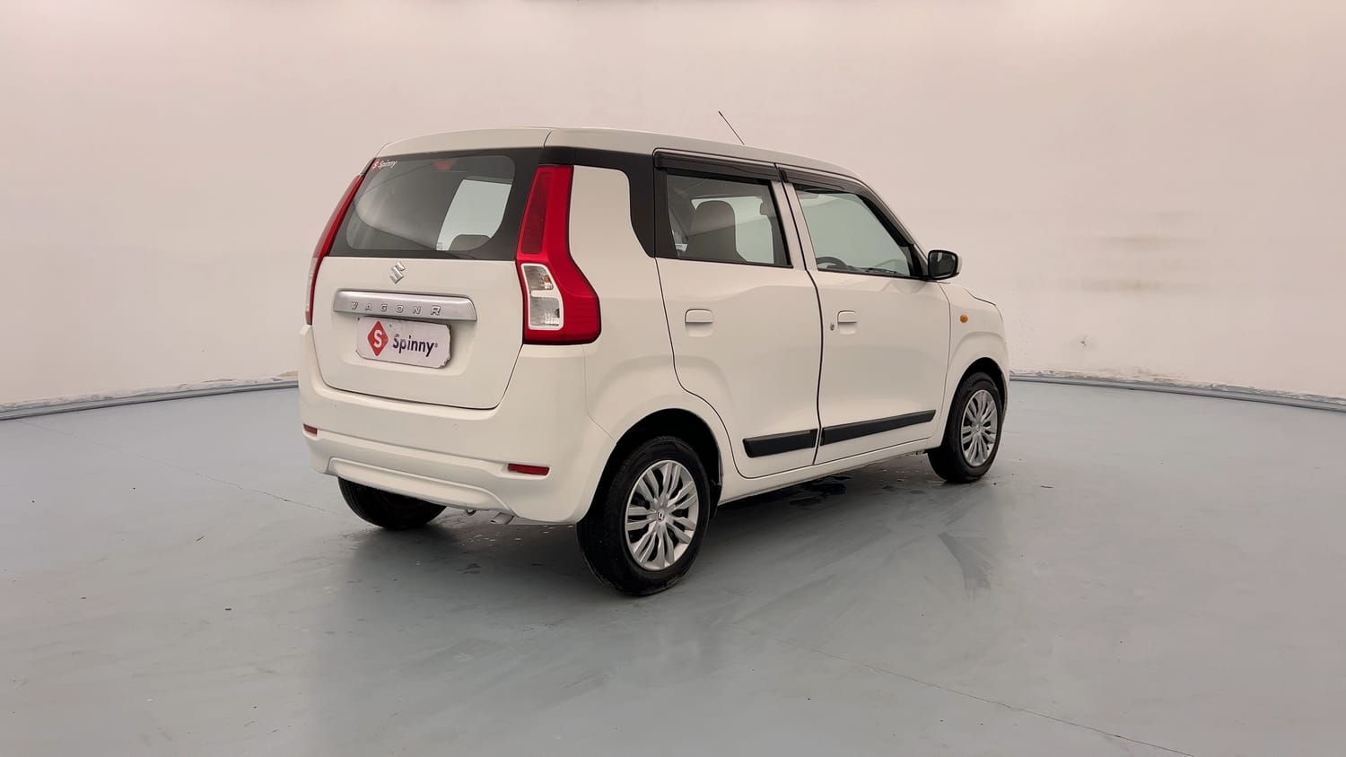 Used 2020 Maruti Suzuki Wagon R 1.0 VXi 1.0 Petrol Manual exterior RIGHT REAR CORNER VIEW