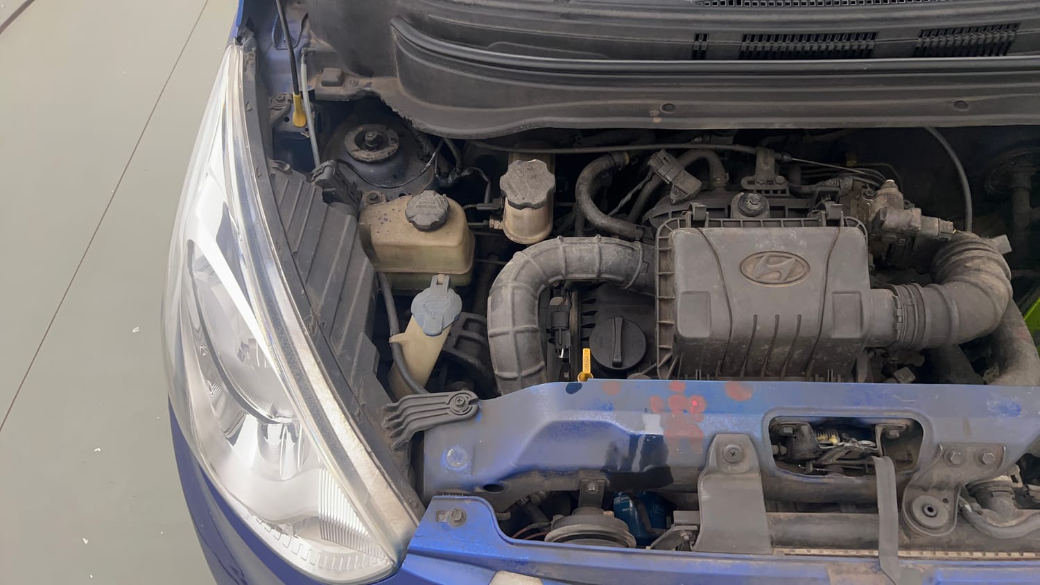 Used 2017 Hyundai Eon Sportz Petrol Manual engine ENGINE LEFT SIDE VIEW