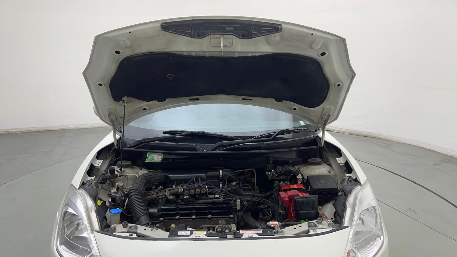Used 2020 Maruti Suzuki Swift VXI CNG (Outside Fitted) Cng Manual engine ENGINE & BONNET OPEN FRONT VIEW
