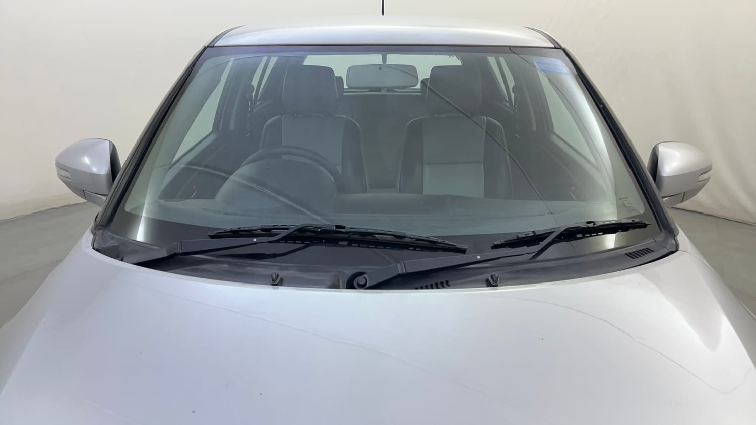Used 2012 Maruti Suzuki Swift VXi Petrol Manual exterior FRONT WINDSHIELD VIEW