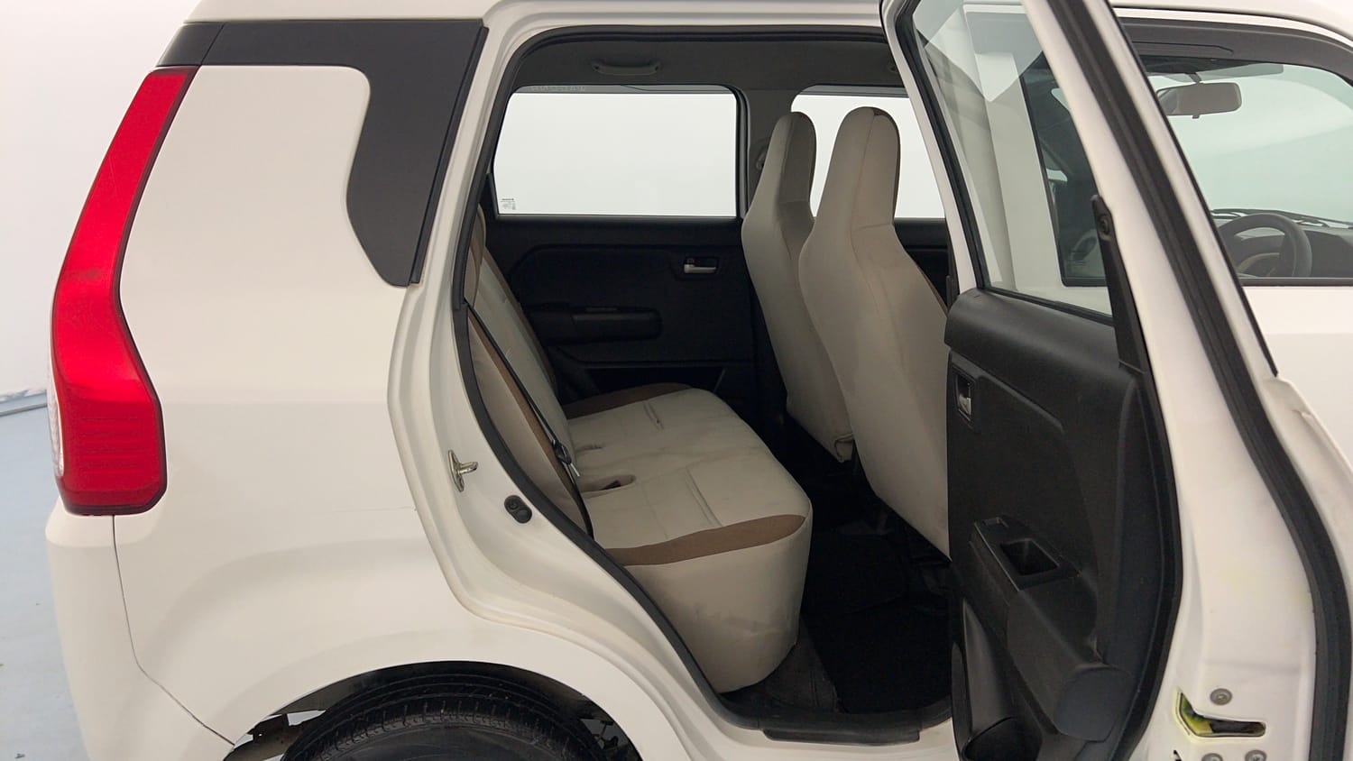 Used 2020 Maruti Suzuki Wagon R 1.0 VXi 1.0 Petrol Manual interior RIGHT SIDE REAR DOOR CABIN VIEW