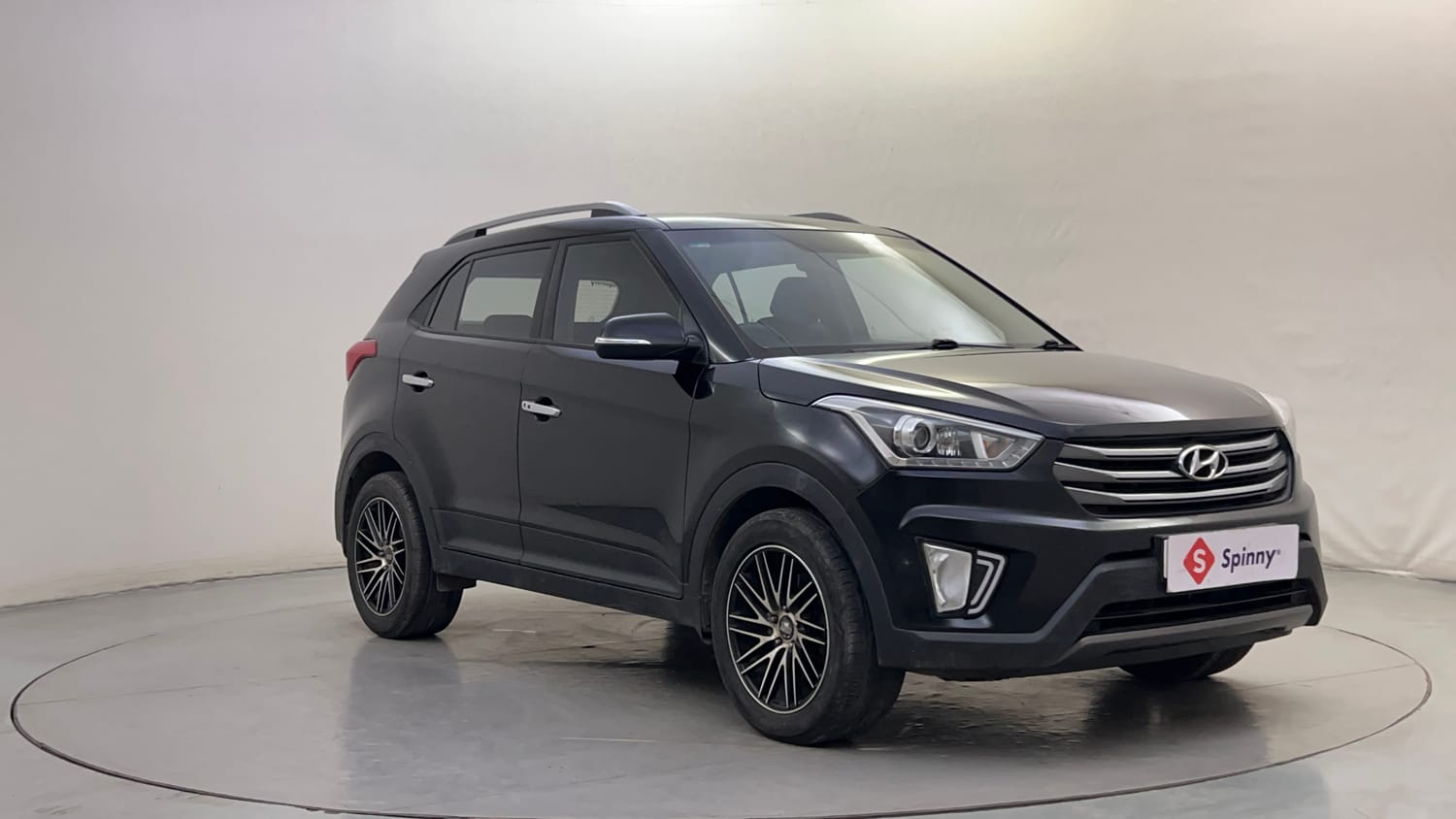 Used 2016 Hyundai Creta 1.6 SX Plus Diesel Manual exterior RIGHT FRONT CORNER VIEW