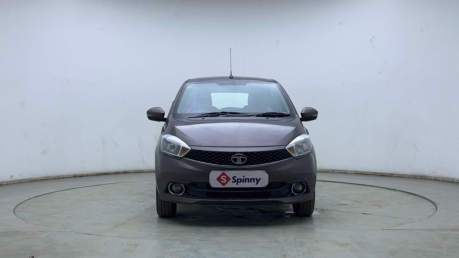 Used 2018 Tata Tiago Revotron XZA Petrol Automatic exterior FRONT VIEW