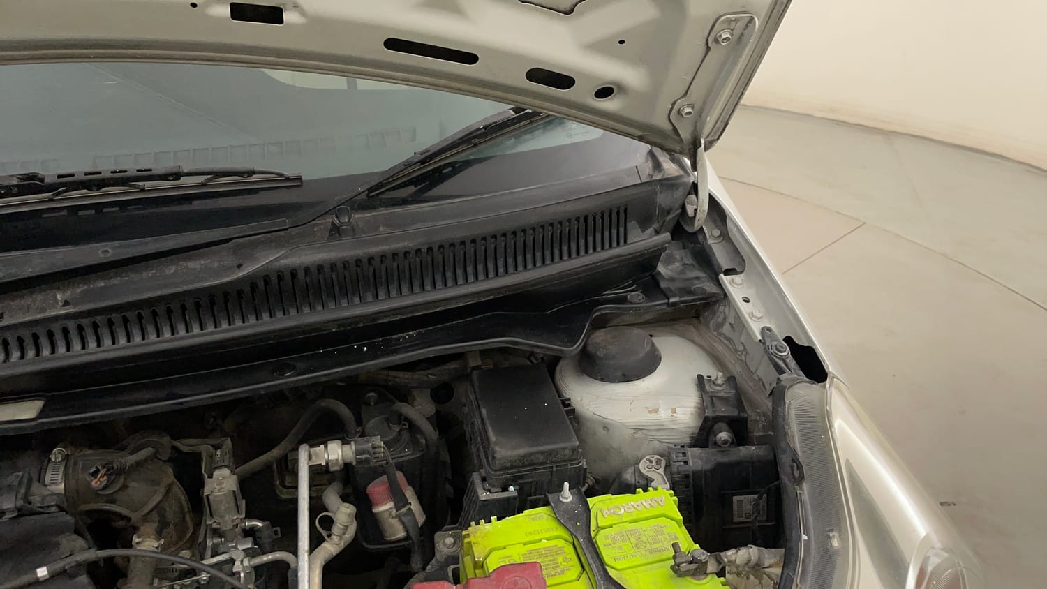 Used 2013 Maruti Suzuki A-Star VXI AT Petrol Automatic engine ENGINE LEFT SIDE HINGE & APRON VIEW