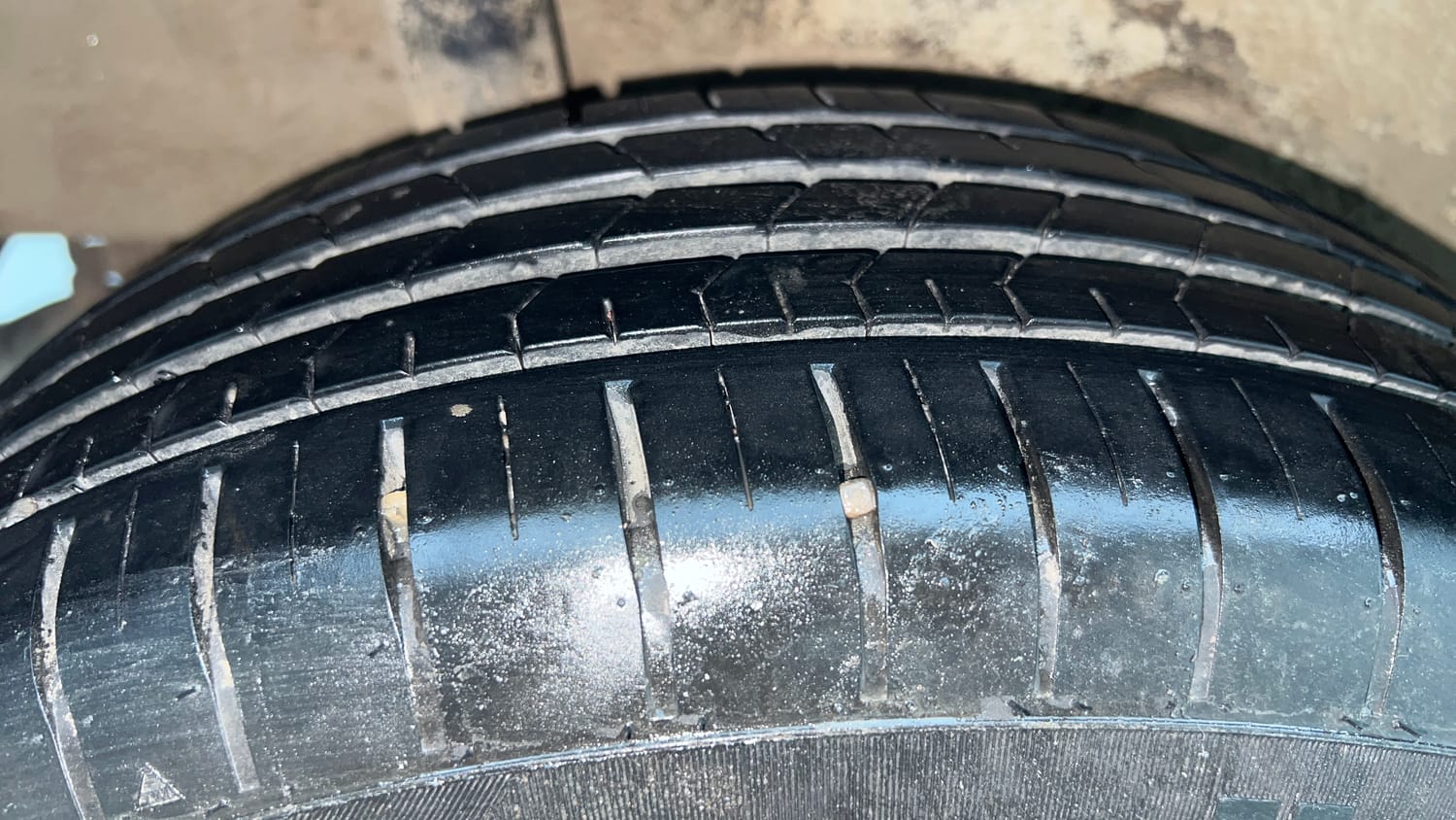 Used 2022 Maruti Suzuki Ignis Sigma 1.2 MT Petrol Manual tyres RIGHT REAR TYRE TREAD VIEW