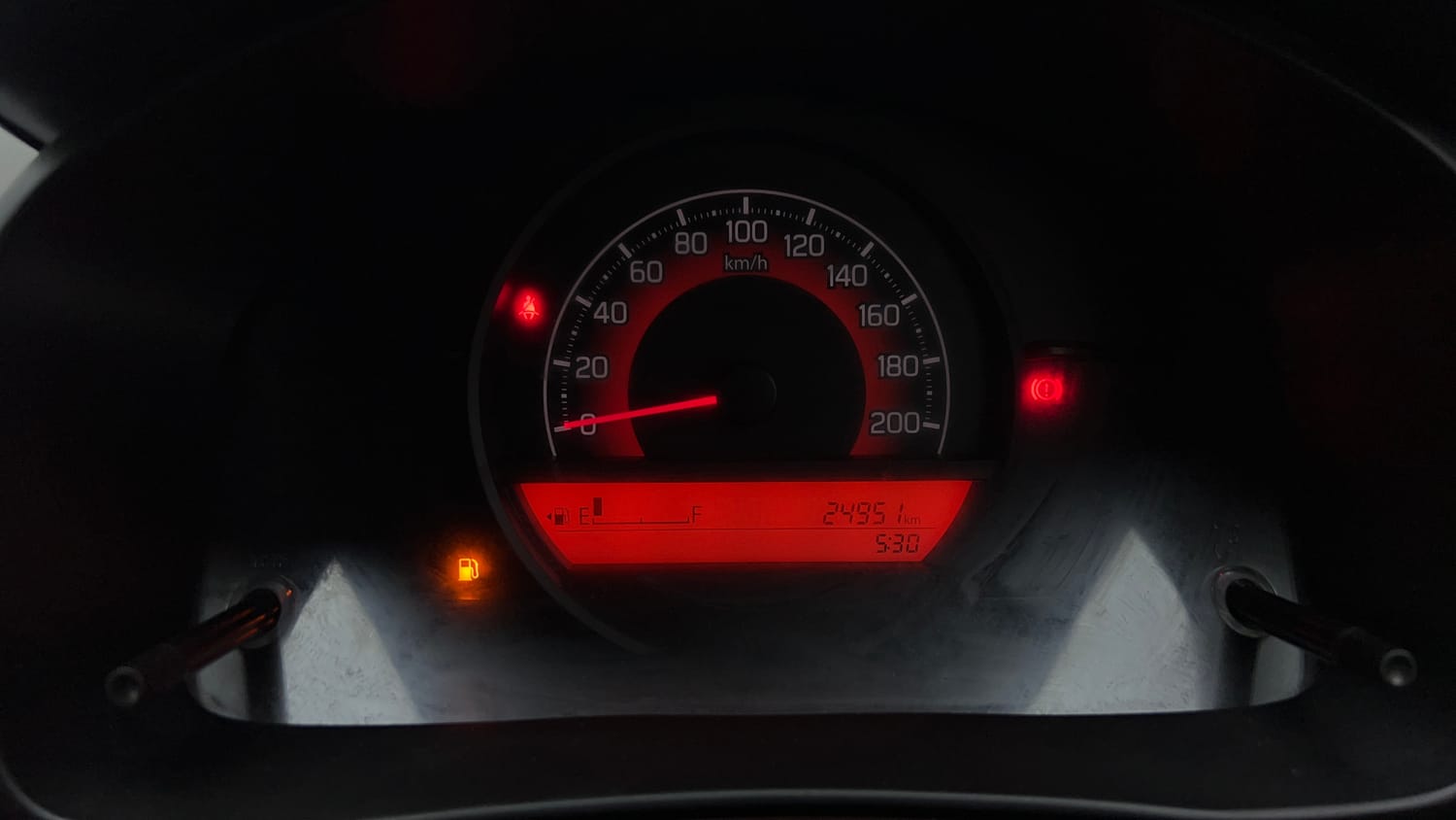 Used 2022 Maruti Suzuki Ignis Sigma 1.2 MT Petrol Manual interior CLUSTERMETER VIEW