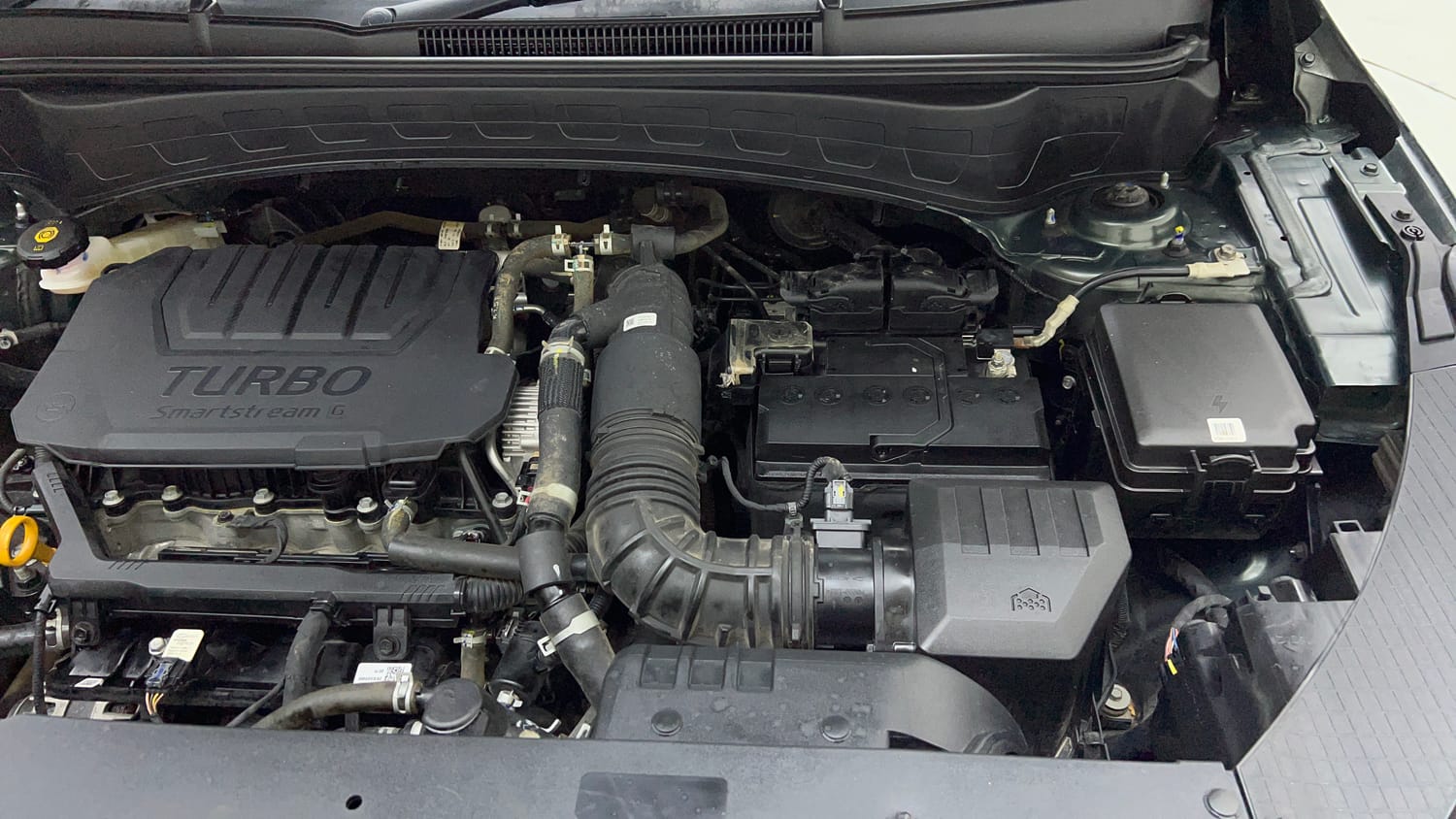 Used 2024 Kia Seltos GTX Plus 1.5 Turbo Petrol DCT Petrol Automatic engine ENGINE LEFT SIDE VIEW